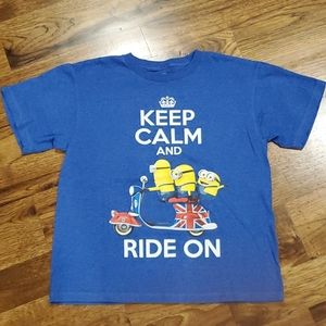 Boys Minions blue graphic t-shirt size 8/10